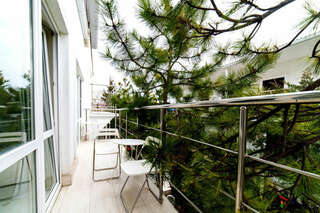 Гостиница Уют Новороссийск Четырехместный номер с балконом-3