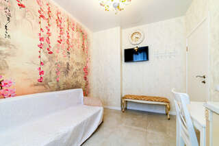 Гостиница Уют Новороссийск Улучшенный семейный номер-1